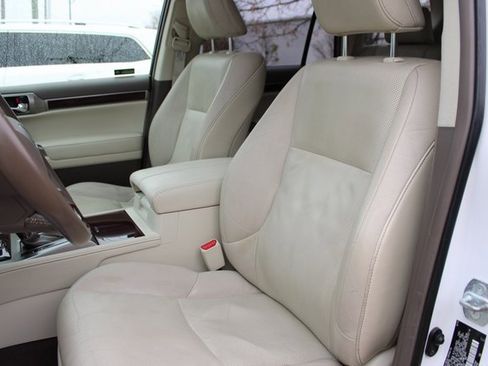 Used 2014 Lexus GX 460 image 29