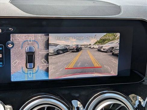 New 2026 Mercedes-Benz GLB 250 4MATIC image 13