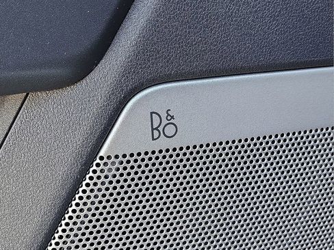 Used 2024 Ford F250 Lariat w/ Black Appearance Package image 17