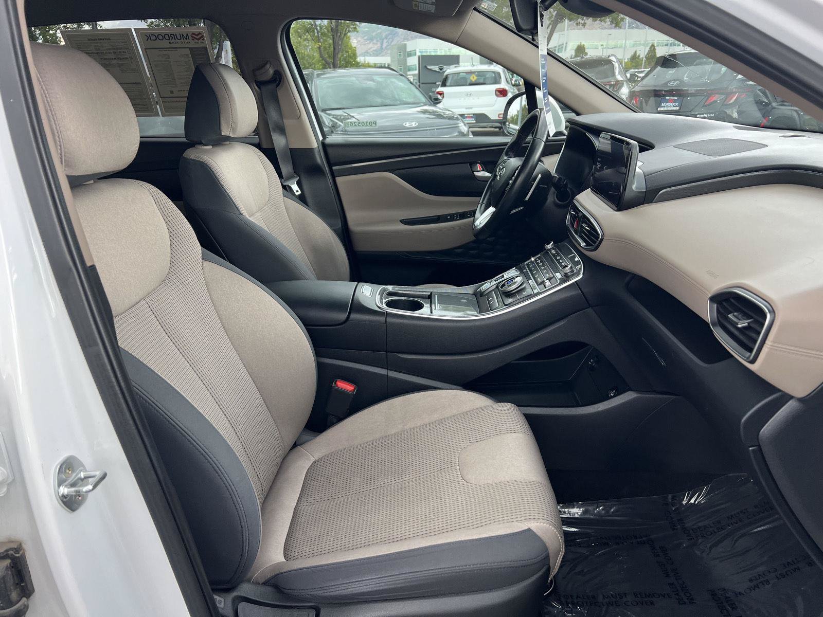 Certified 2023 Hyundai Santa Fe SEL w/ Cargo Package AWD/4WD image 4