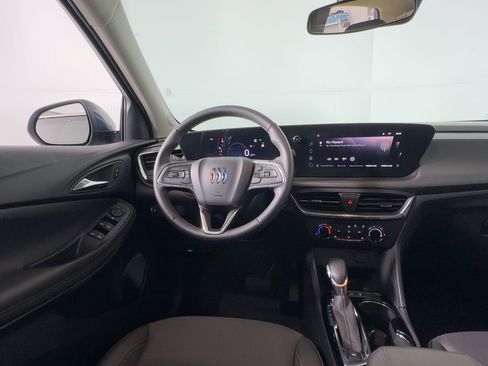 Used 2025 Buick Encore GX Preferred w/ Comfort Package image 26