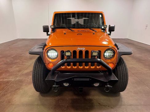 Used 2010 Jeep Wrangler Unlimited Sport image 41