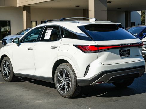 Used 2024 Lexus RX 350 Premium w/ Convenience Package FWD image 4