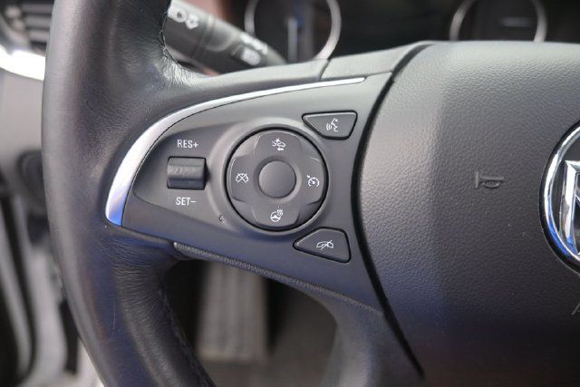 Used 2019 Buick Enclave Avenir w/ Avenir Technology Package AWD/4WD image 32