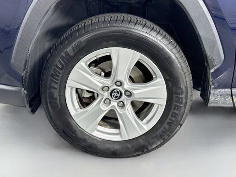 Used 2019 Toyota RAV4 XLE FWD image 33