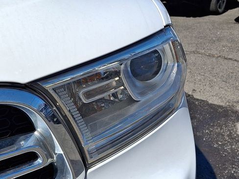 Used 2020 Dodge Durango SXT image 35