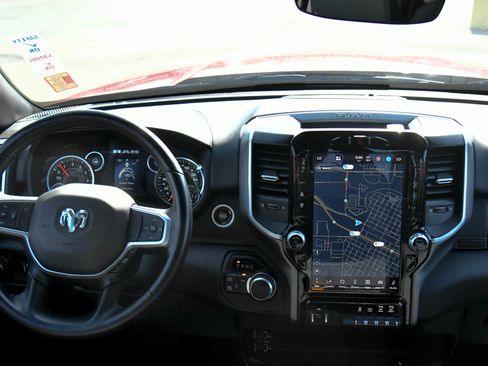 Used 2024 RAM 2500 Big Horn w/ Night Edition AWD/4WD image 43