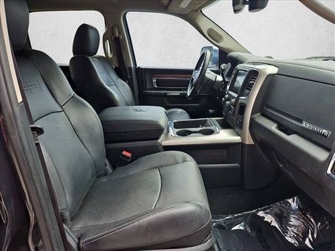 Used 2017 RAM 2500 Laramie AWD/4WD image 25