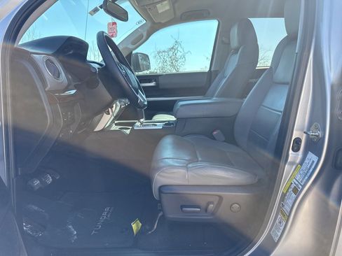 Used 2016 Toyota Tundra Limited image 12