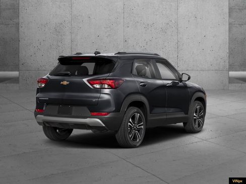 New 2026 Chevrolet TrailBlazer LT w/ LT Cold Weather Package image 2