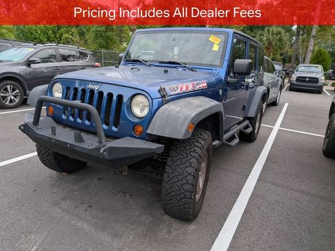 Used 2010 Jeep Wrangler Unlimited Rubicon w/ Trailer Tow Group AWD/4WD image 3