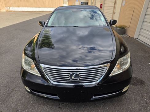 Used 2008 Lexus LS 460 RWD image 2