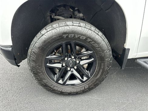 Used 2021 Chevrolet Silverado 1500 LT Trail Boss w/ Bed Protection Package image 10