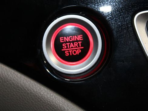 Used 2019 Honda Pilot Elite image 42