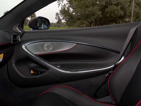 New 2025 McLaren Artura Spider image 39