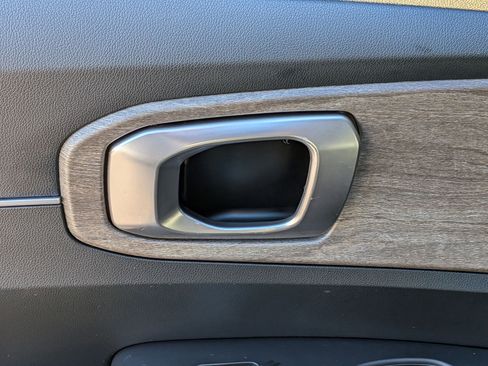 Used 2022 Kia Sorento S image 28