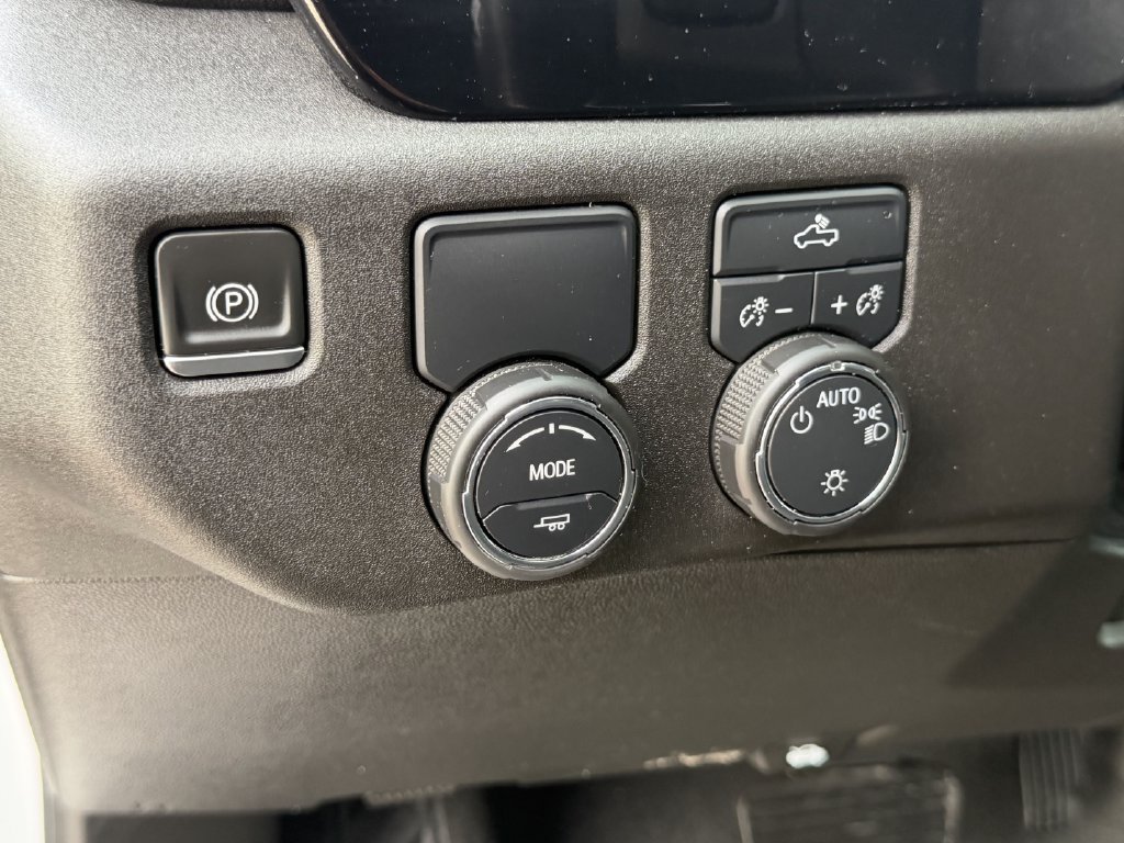 Used 2022 Chevrolet Silverado 1500 LT RWD image 27