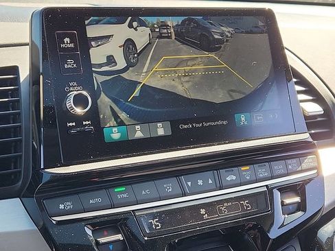 New 2026 Honda Odyssey Touring image 18