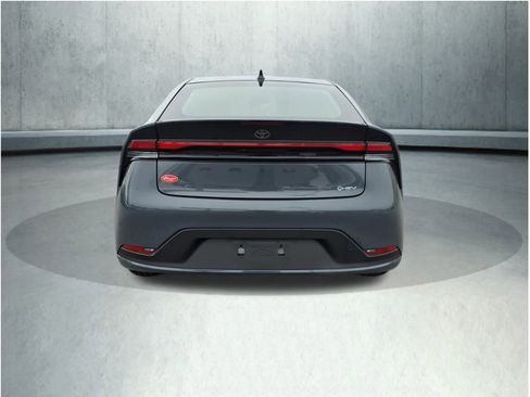 Certified 2024 Toyota Prius Limited image 21