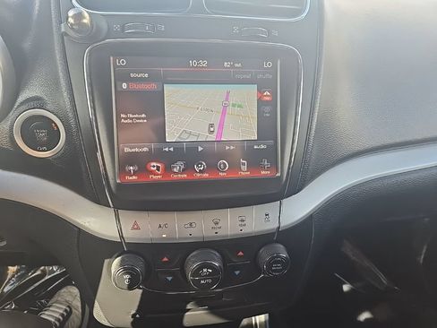 Used 2018 Dodge Journey GT w/ Nav & Sun Group FWD image 19