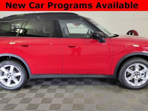 Used 2025 MINI Cooper Countryman S w/ Comfort Package Max image 3