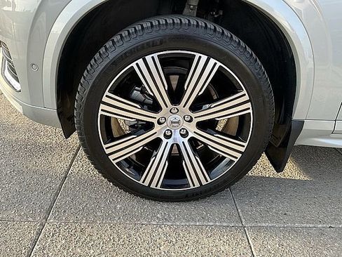 Used 2021 Volvo XC90 T6 Inscription image 12