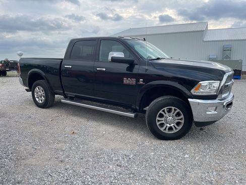 Used 2018 RAM 2500 Laramie w/ Snow Chief Group AWD/4WD image 5