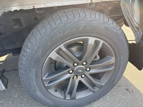 Used 2021 Ford F150 XLT w/ Equipment Group 302A High image 9