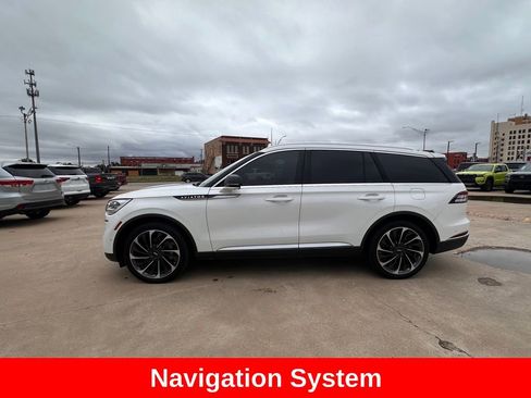 Used 2020 Lincoln Aviator Reserve w/ Equipment Group 202A AWD/4WD image 2