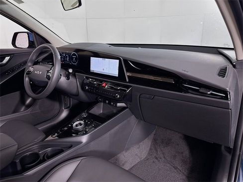 New 2025 Kia Niro Wind image 31
