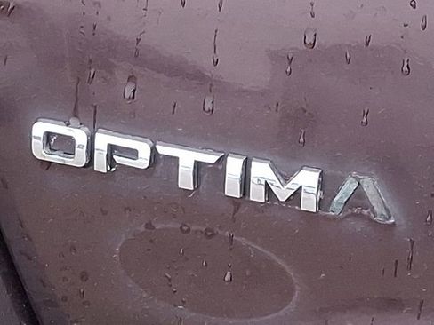 Used 2011 Kia Optima LX w/ Convenience Pkg image 30