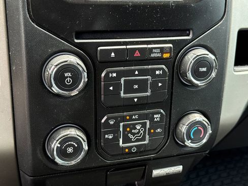 Used 2014 Ford F150 XLT w/ Equipment Group 302A Luxury image 25