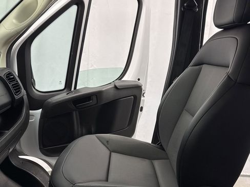 Used 2023 RAM ProMaster 2500 FWD image 24