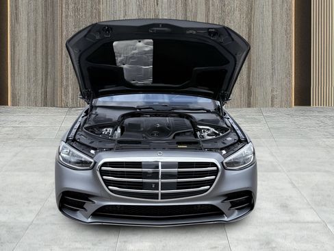 Used 2023 Mercedes-Benz S 500 4MATIC w/ AMG Line image 19
