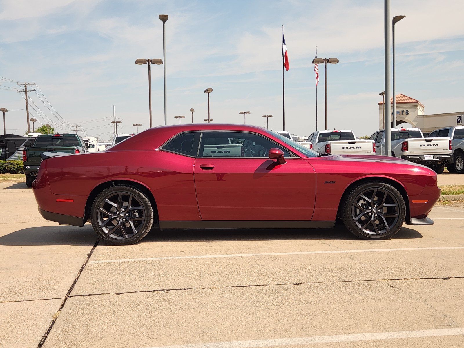 Used 2023 Dodge Challenger R/T w/ Blacktop Package RWD image 7