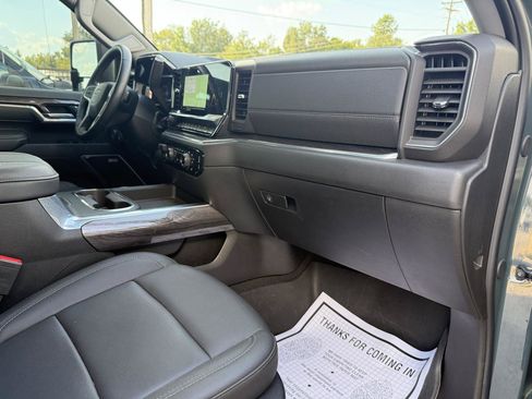 Used 2025 Chevrolet Silverado 2500 LTZ w/ Trail Boss Package AWD/4WD image 22