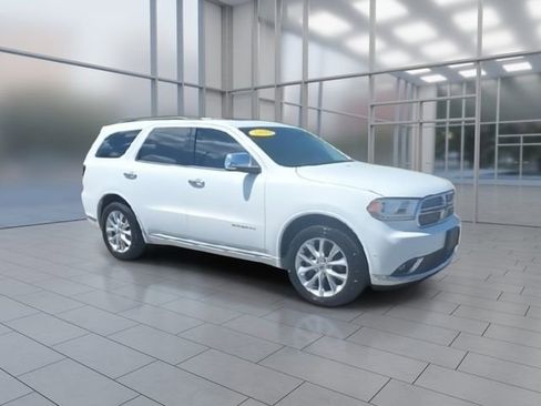 Used 2020 Dodge Durango Citadel w/ Technology Group AWD/4WD image 2