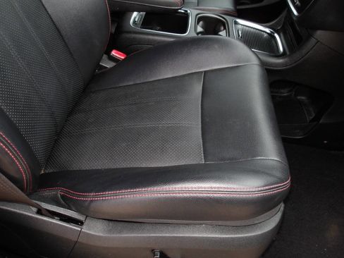 Used 2018 Dodge Grand Caravan GT image 20