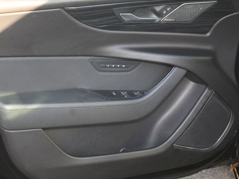 Used 2020 Jaguar XE S RWD image 23