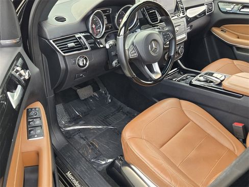 Used 2018 Mercedes-Benz GLS 550 4MATIC image 13