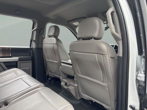 Used 2018 Ford F150 Lariat AWD/4WD image 36