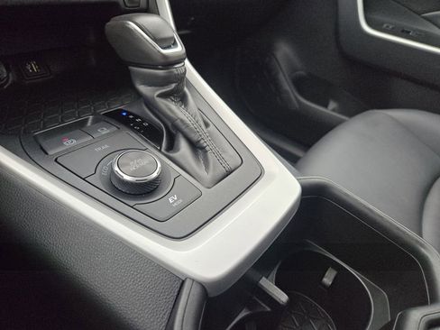 Certified 2025 Toyota RAV4 XLE Premium image 22