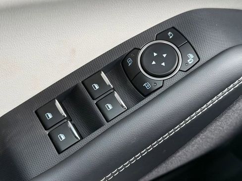 New 2026 Ford Mustang Mach-E Premium image 23