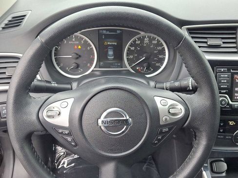 Used 2018 Nissan Sentra SR FWD image 16