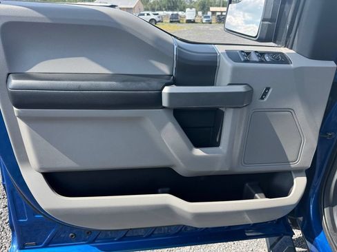 Used 2018 Ford F150 XLT w/ Equipment Group 302A Luxury AWD/4WD image 26