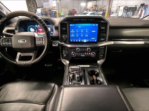 Used 2021 Ford F150 Lariat w/ Trailer Tow Package AWD/4WD image 14
