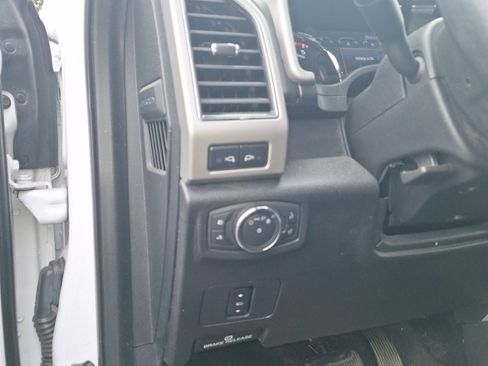 Used 2021 Ford F250 Lariat w/ Lariat Value Package image 10