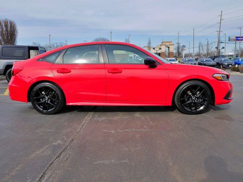 Used 2024 Honda Civic Sport image 8