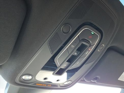 Used 2023 Audi Q7 3.0T Prestige image 27