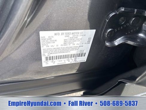 Used 2025 Ford Explorer ST-Line AWD/4WD image 22
